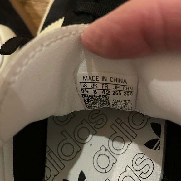 Sambas - Picture 8 of 8